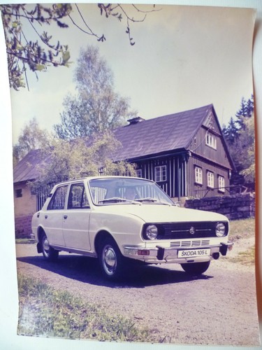 Großes farbfoto - farbfoto, (werksfoto?)